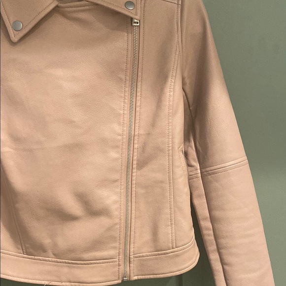 Women's Pink Jacket - Picture 6 of 8